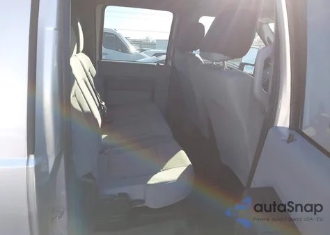 2016 Ford F-250 Xl z USA, uszkodzony, nr VIN 1FT7W2BT5GEA91070